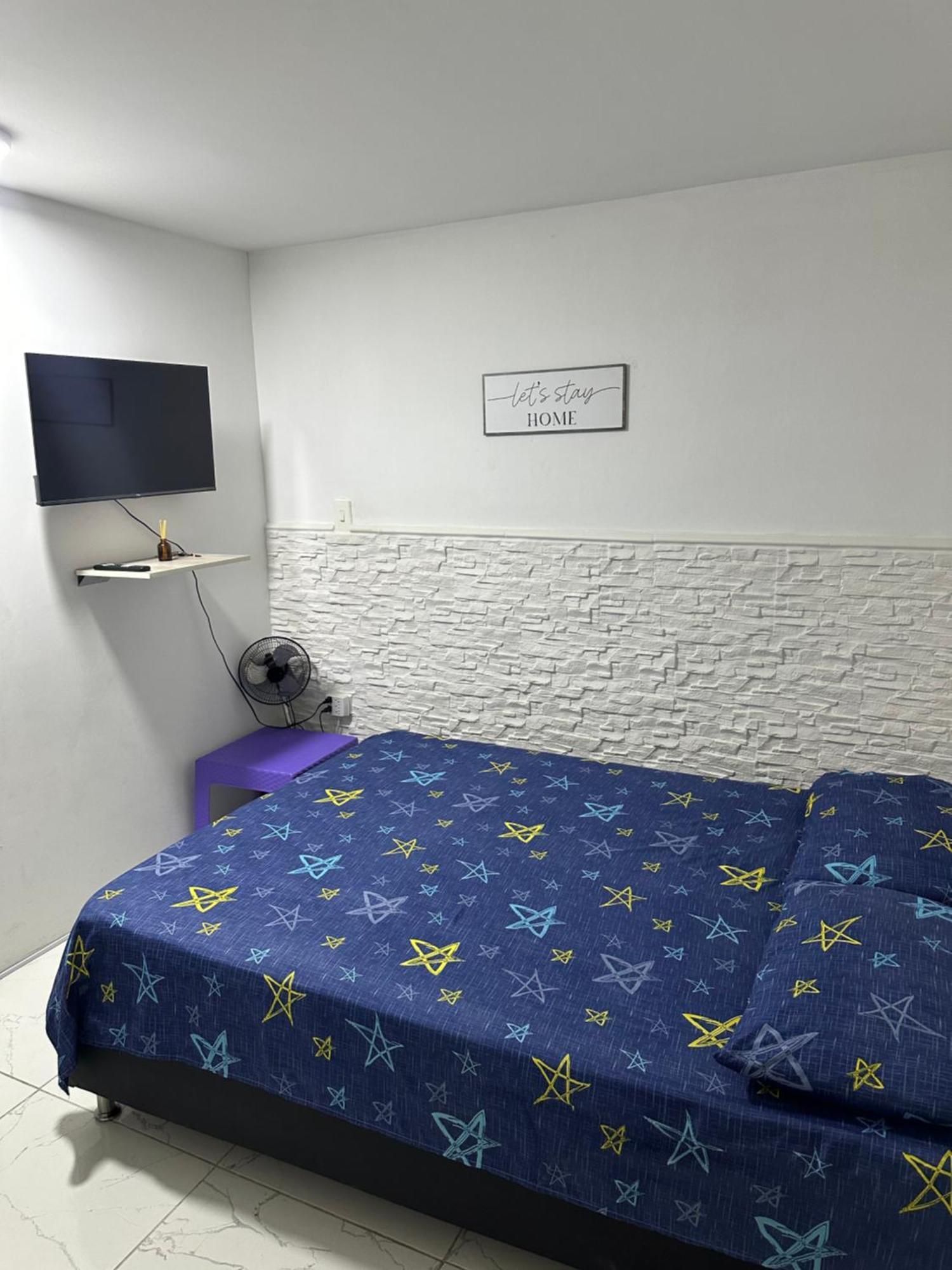 Hostal Campo Amor Medellin Exterior photo